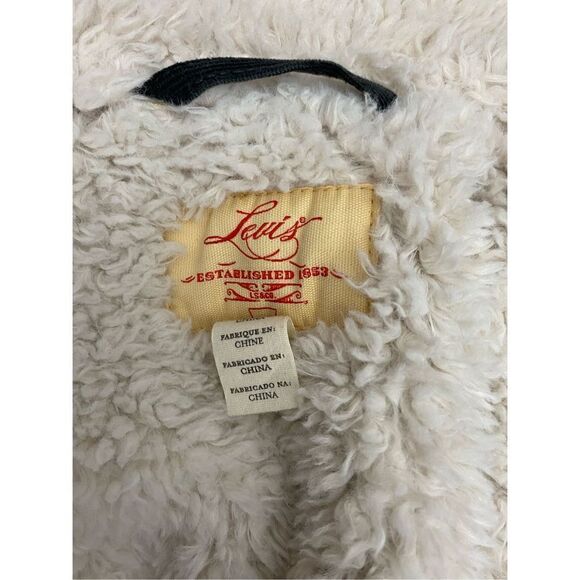 Levi’s Gray Corduroy Denim Jacket - Picture 5 of 7